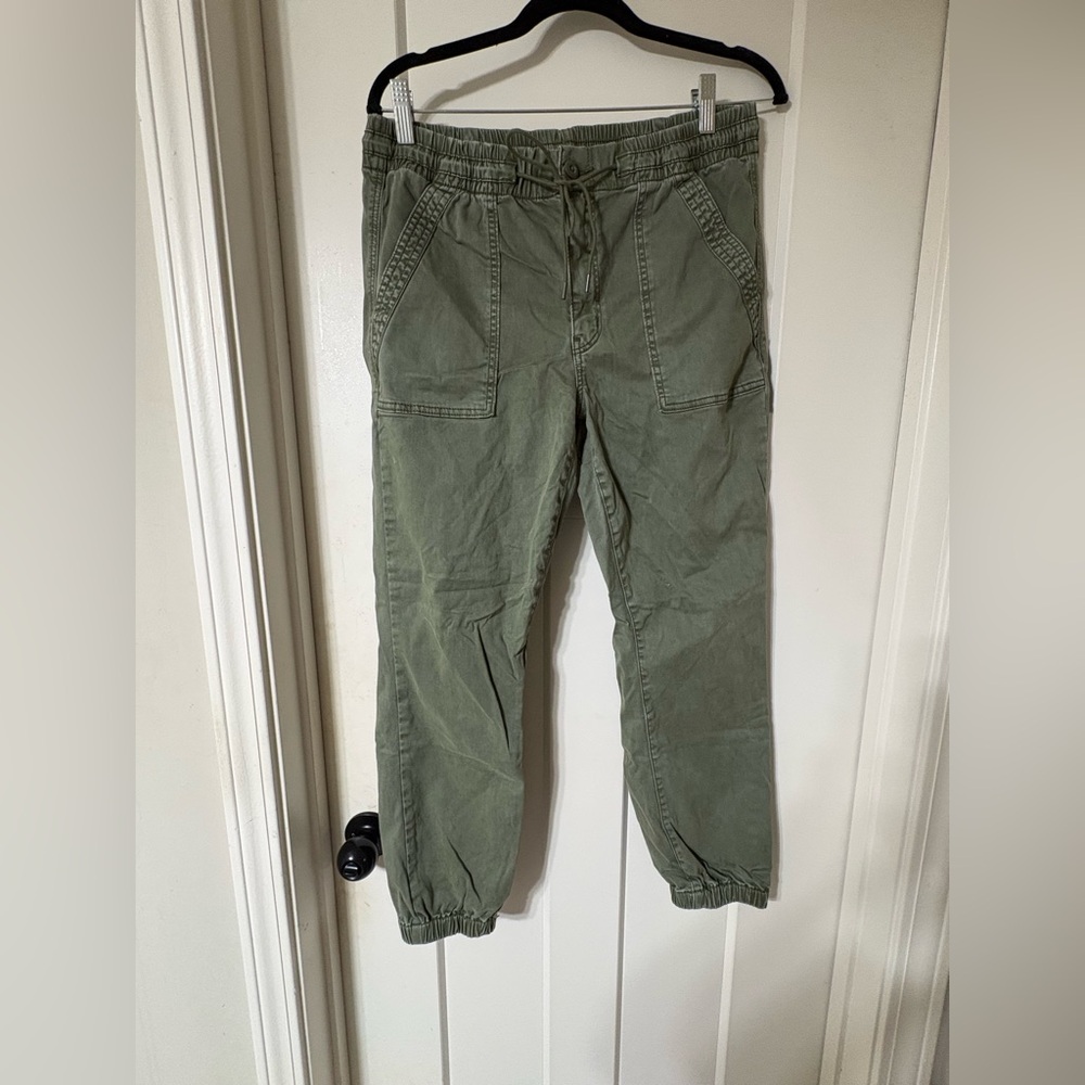 American Eagle Olive Green Cargo Jogger Pants